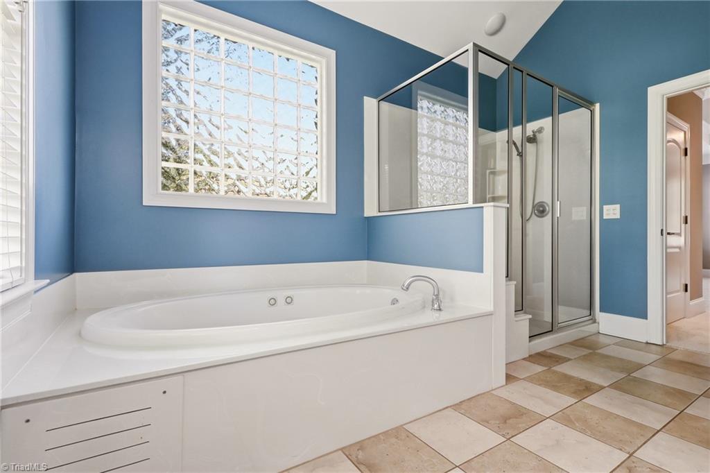 7492 Bethel View Court Oak Ridge, NC 27310 - Photo 23 of 46 Primary Bath