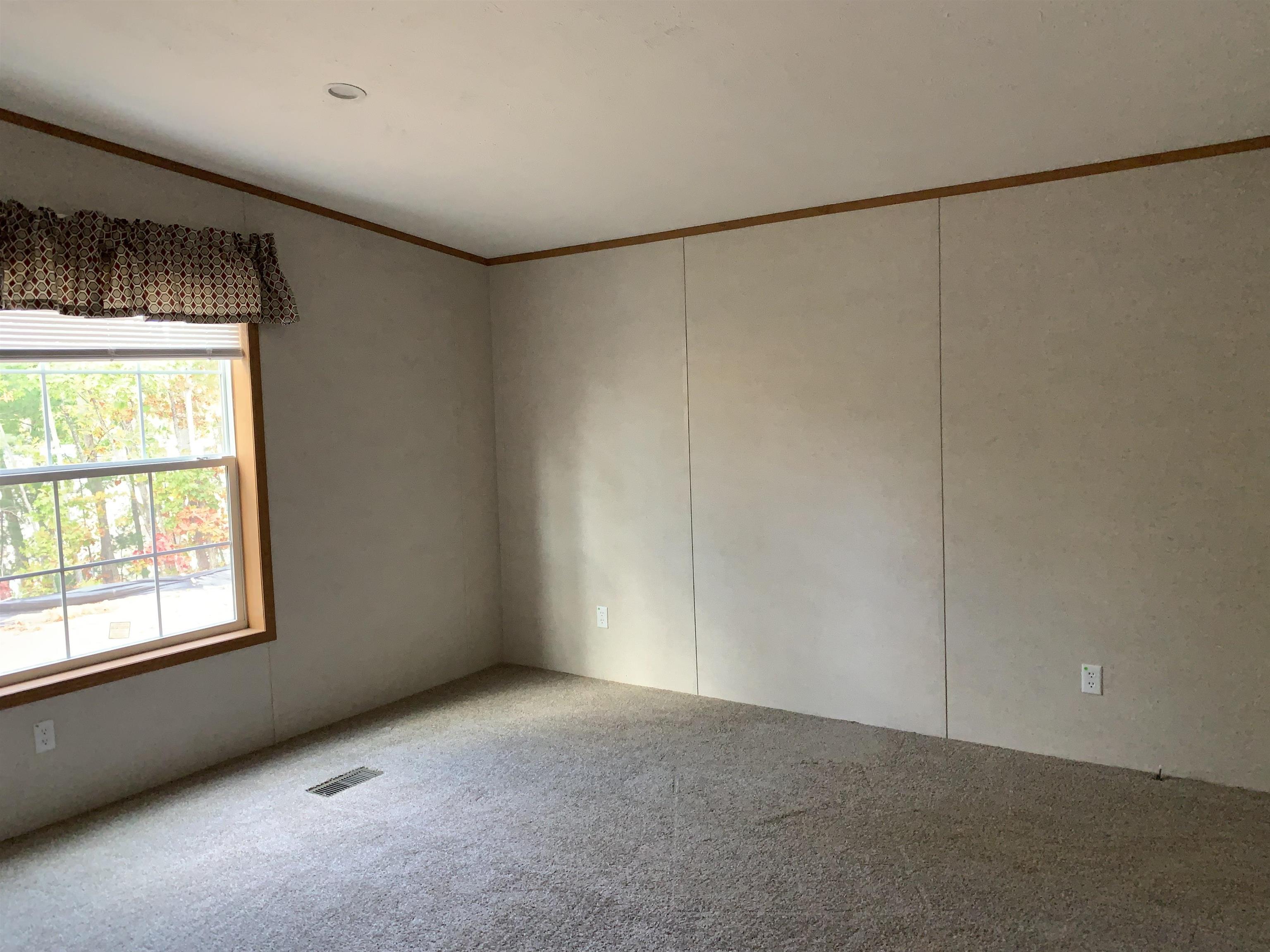 5 Outlook Lane Rochester, NH 03867 - Photo 8 of 13