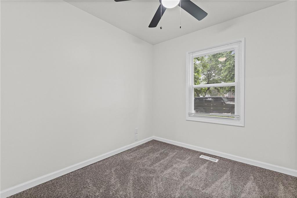 1828 Brook Street Lawrence, KS 66044 - Photo 14 of 25