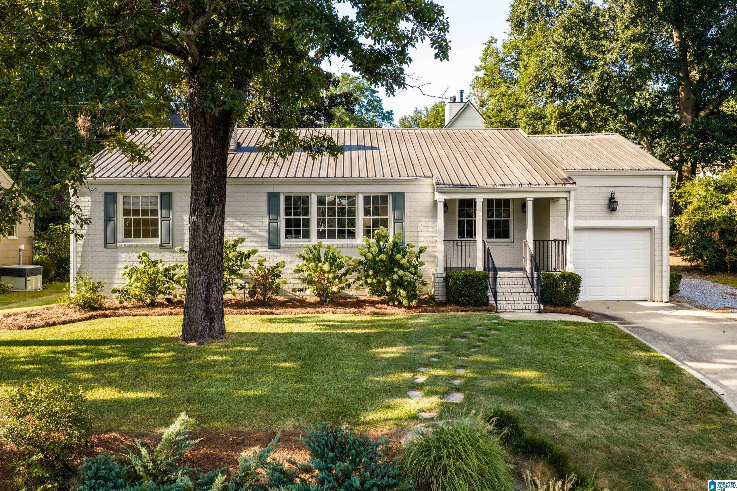 44 Edgehill Road Homewood, AL 35209 - Photo 4 of 41 Gallery Image 4
