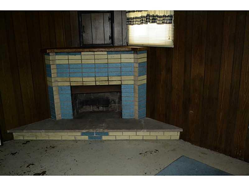203 Kyle Road Valencia, PA 16059 - Photo 19 of 21 Basement/Game Room.