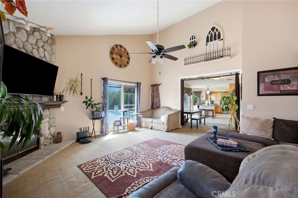 9545 Hamilton Street Rancho Cucamonga, CA 91701 - Photo 5 of 9