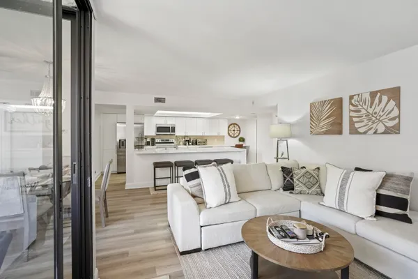 $4,000 | 750 Egret Circle, Unit 6304, Delray Beach, FL 33444