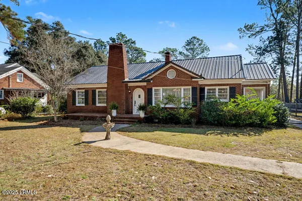$315,000 | 411 Willard Street, Hampton, SC 29924