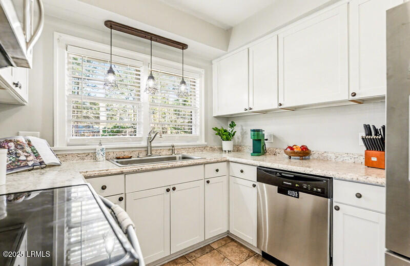 411 Willard Street Hampton, SC 29924 - Photo 11 of 43 Kitchen 3