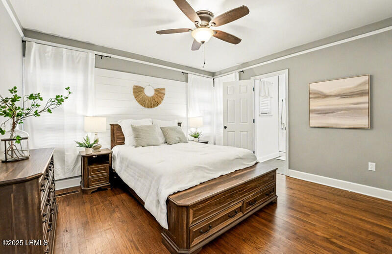 411 Willard Street Hampton, SC 29924 - Photo 20 of 43 master bedroom