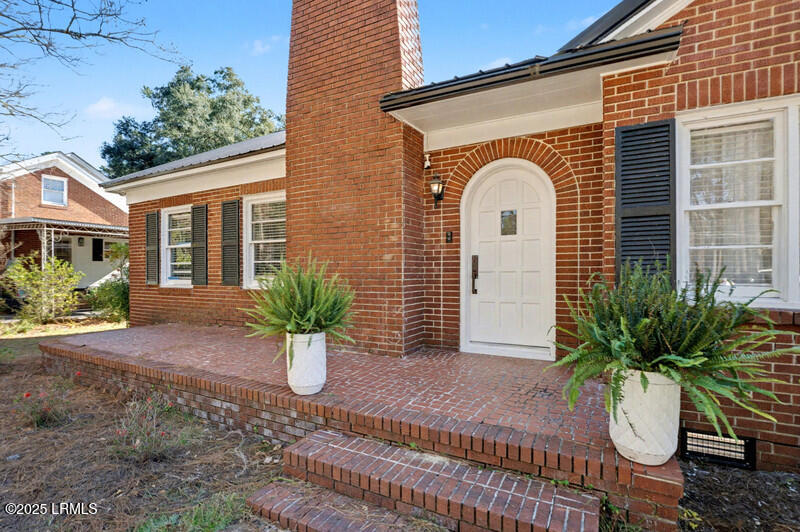 411 Willard Street Hampton, SC 29924 - Photo 2 of 43 Front close