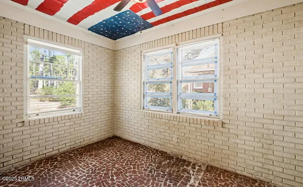 $315,000 | 411 Willard Street, Hampton, SC 29924