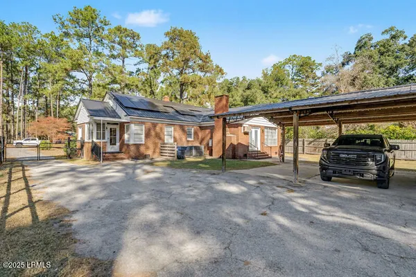 $315,000 | 411 Willard Street, Hampton, SC 29924