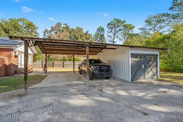 $315,000 | 411 Willard Street, Hampton, SC 29924