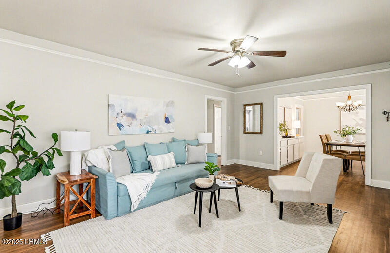 411 Willard Street Hampton, SC 29924 - Photo 7 of 43 Lving room 5
