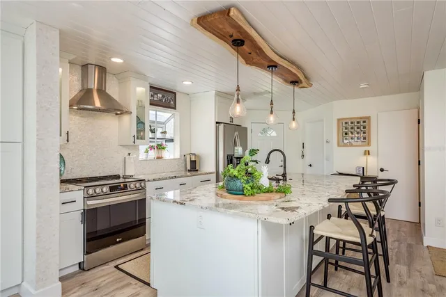 $475,000 | 11722 Currie Lane, Unit D1, Largo, FL 33774