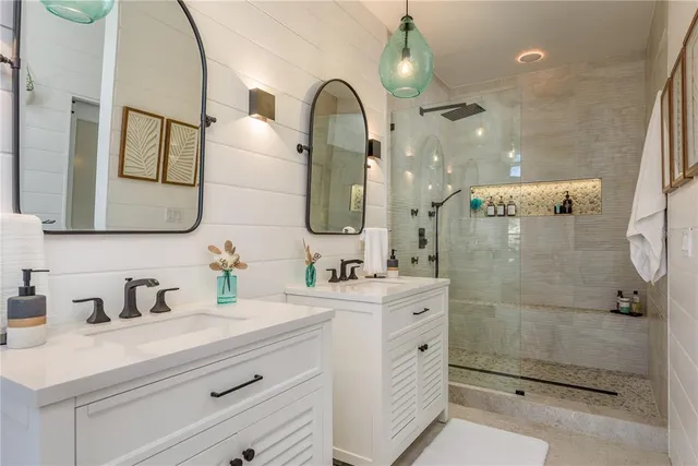 $475,000 | 11722 Currie Lane, Unit D1, Largo, FL 33774