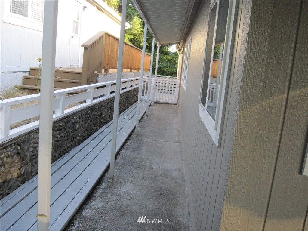 375 Union Avenue Southeast, Unit 41 Renton, WA 98059 - Photo 3 of 25 Gallery Image 3