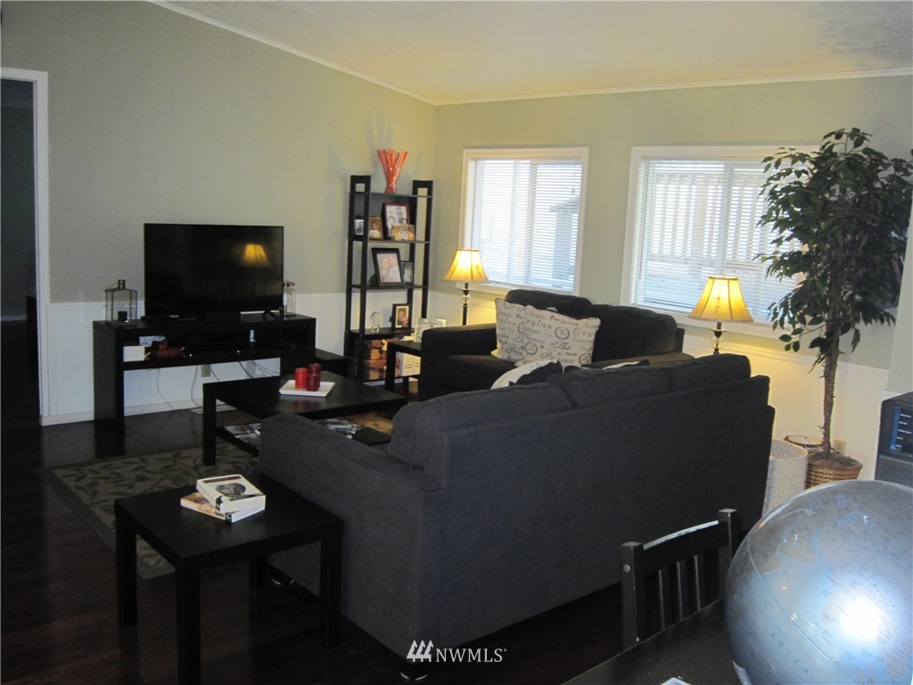 375 Union Avenue Southeast, Unit 41 Renton, WA 98059 - Photo 5 of 25 Gallery Image 5