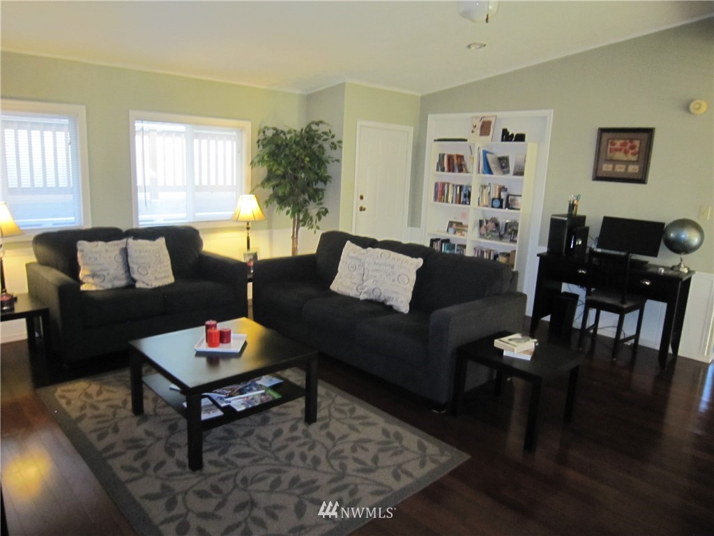 375 Union Avenue Southeast, Unit 41 Renton, WA 98059 - Photo 6 of 25 Gallery Image 6