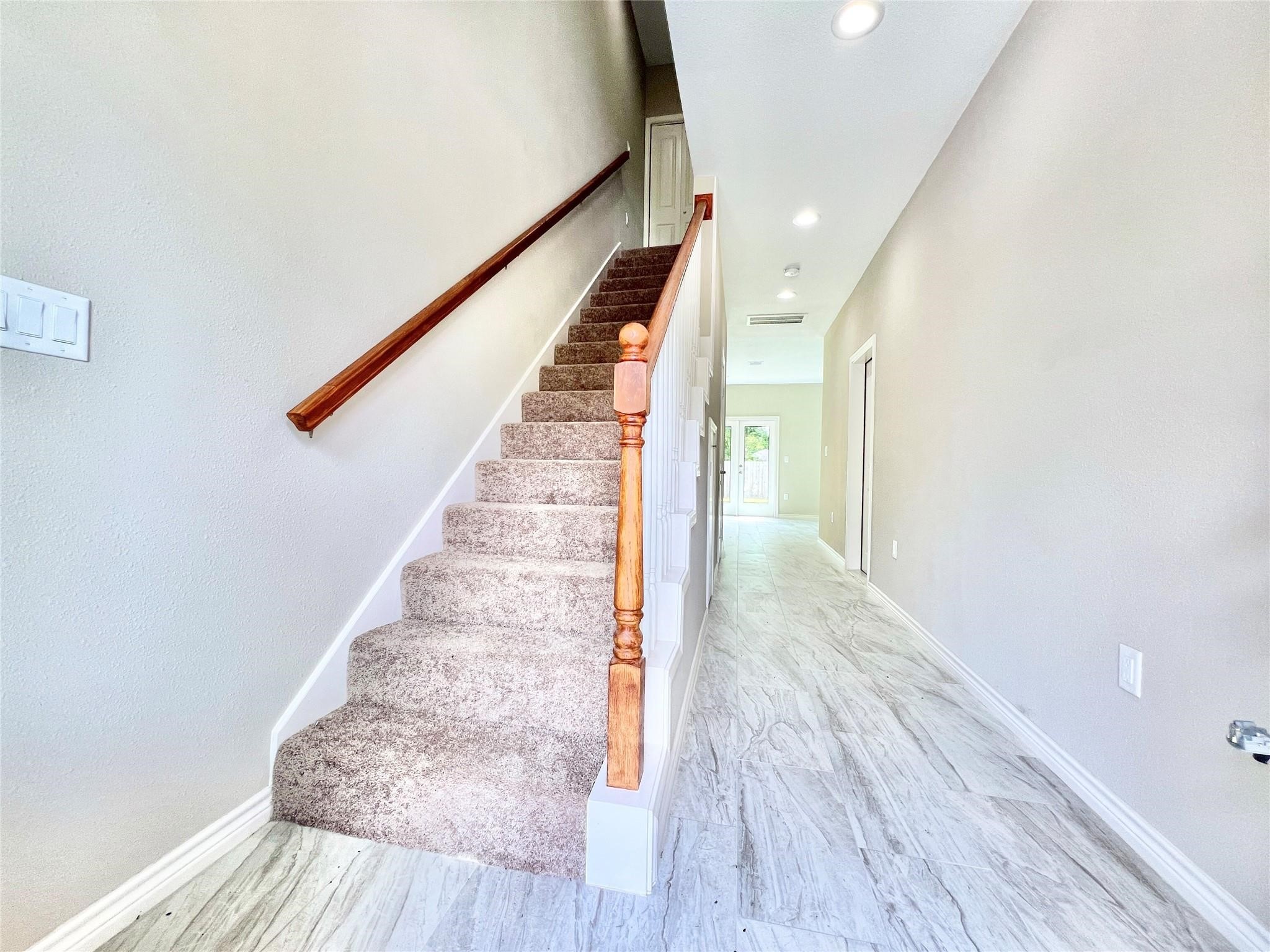 5602 Hirondel, Unit B Houston, TX 77033 - Photo 10 of 10