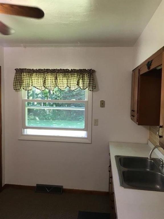 1790-1794 Rutledge Road Transfer, PA 16154 - Photo 14 of 22 Gallery Image 14