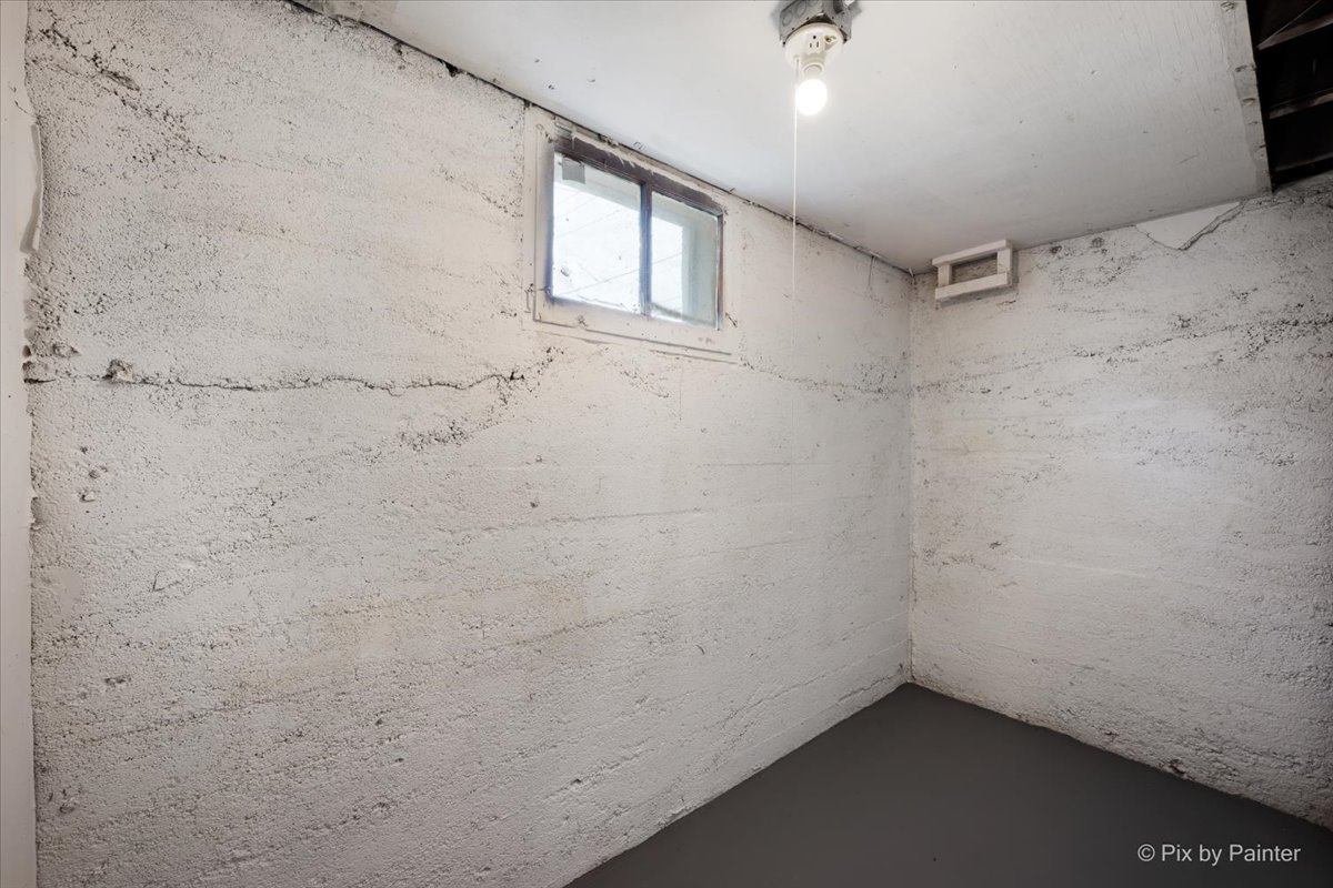 311 Locust Street Elgin, IL 60123 - Photo 28 of 32 Gallery Image 28