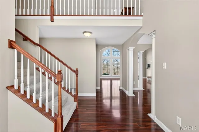 $449,000 | 295 Romaine Spring View, Fenton, MO 63026