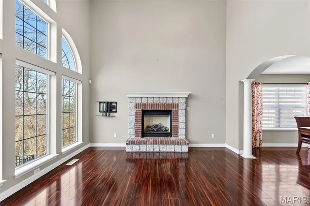 $449,000 | 295 Romaine Spring View, Fenton, MO 63026