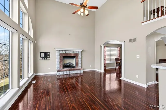 $449,000 | 295 Romaine Spring View, Fenton, MO 63026