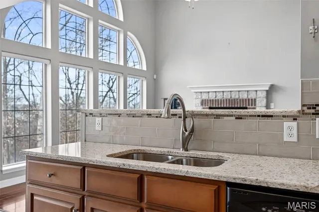 $449,000 | 295 Romaine Spring View, Fenton, MO 63026