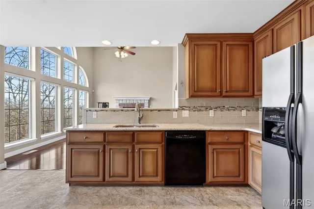 $449,000 | 295 Romaine Spring View, Fenton, MO 63026