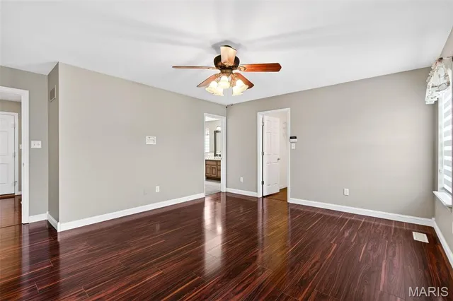 $449,000 | 295 Romaine Spring View, Fenton, MO 63026