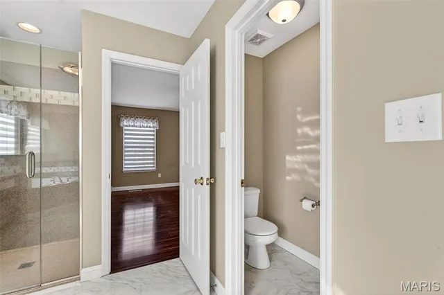 $449,000 | 295 Romaine Spring View, Fenton, MO 63026