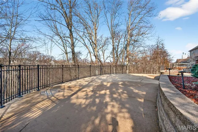 $449,000 | 295 Romaine Spring View, Fenton, MO 63026