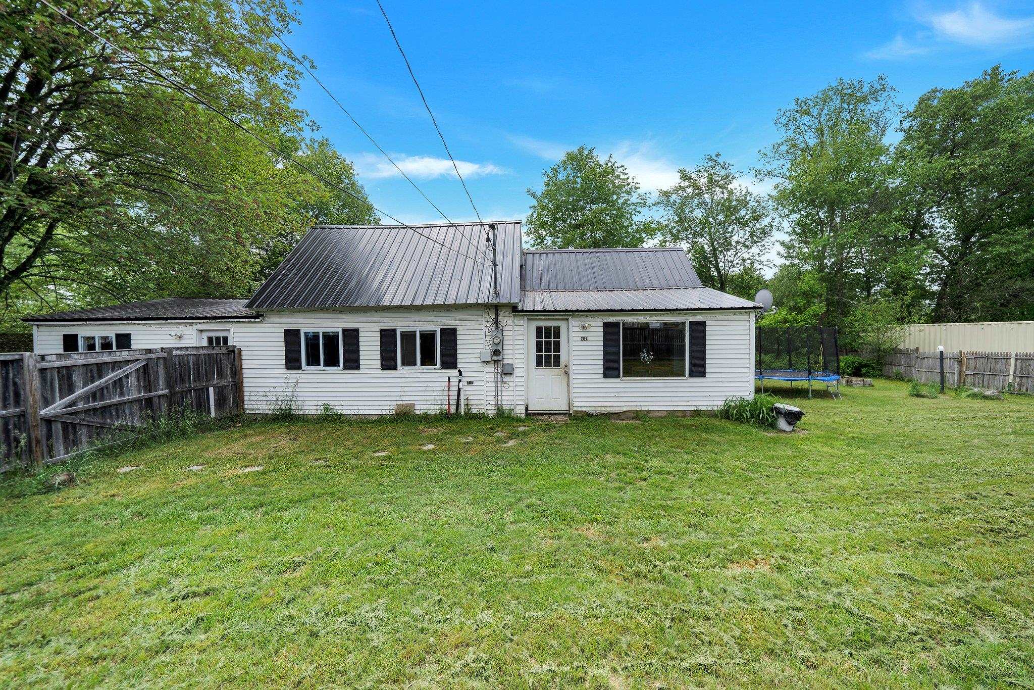 267 Laconia Road Tilton, NH 03276 - Photo 1 of 30