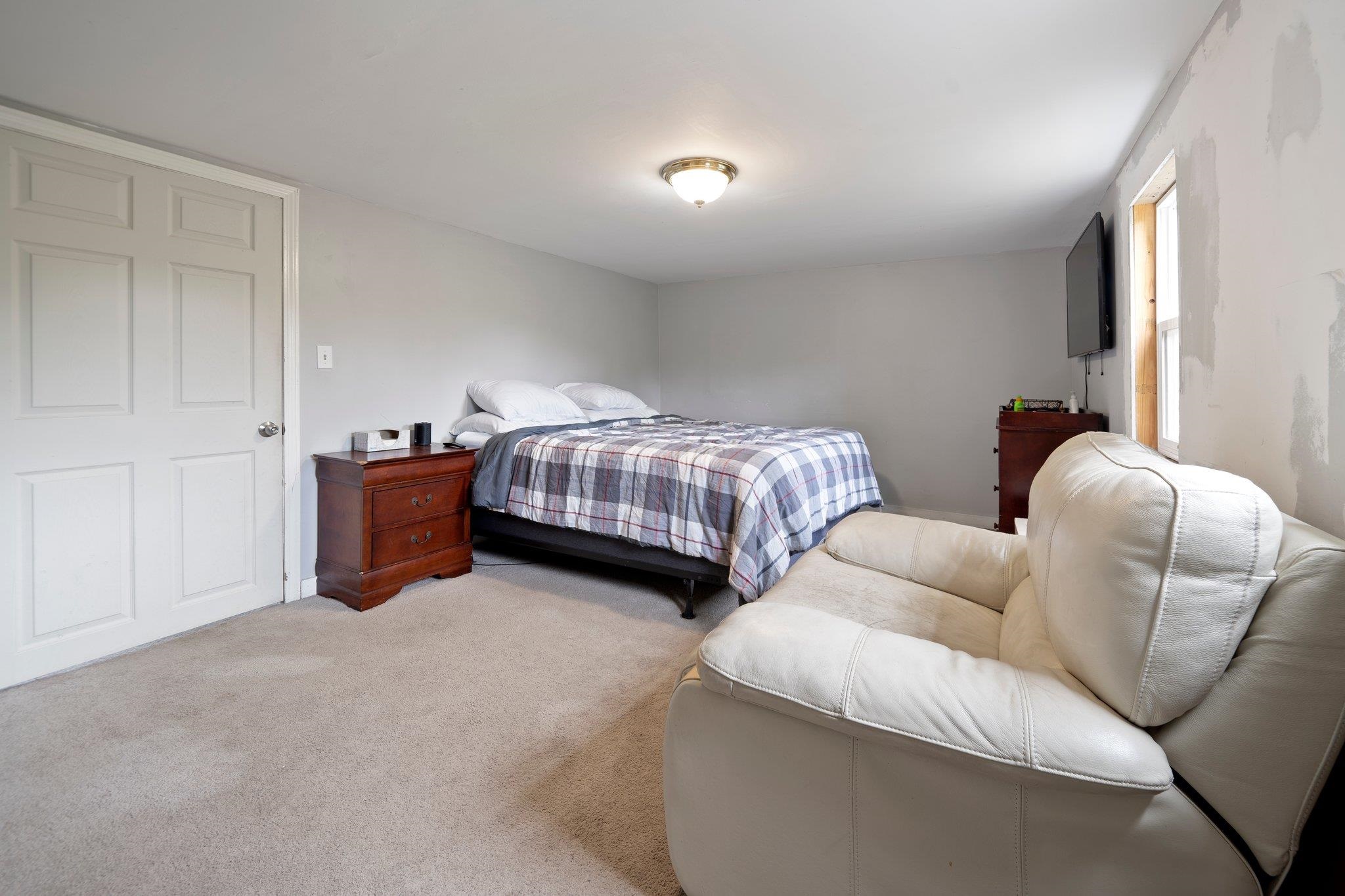 267 Laconia Road Tilton, NH 03276 - Photo 18 of 30