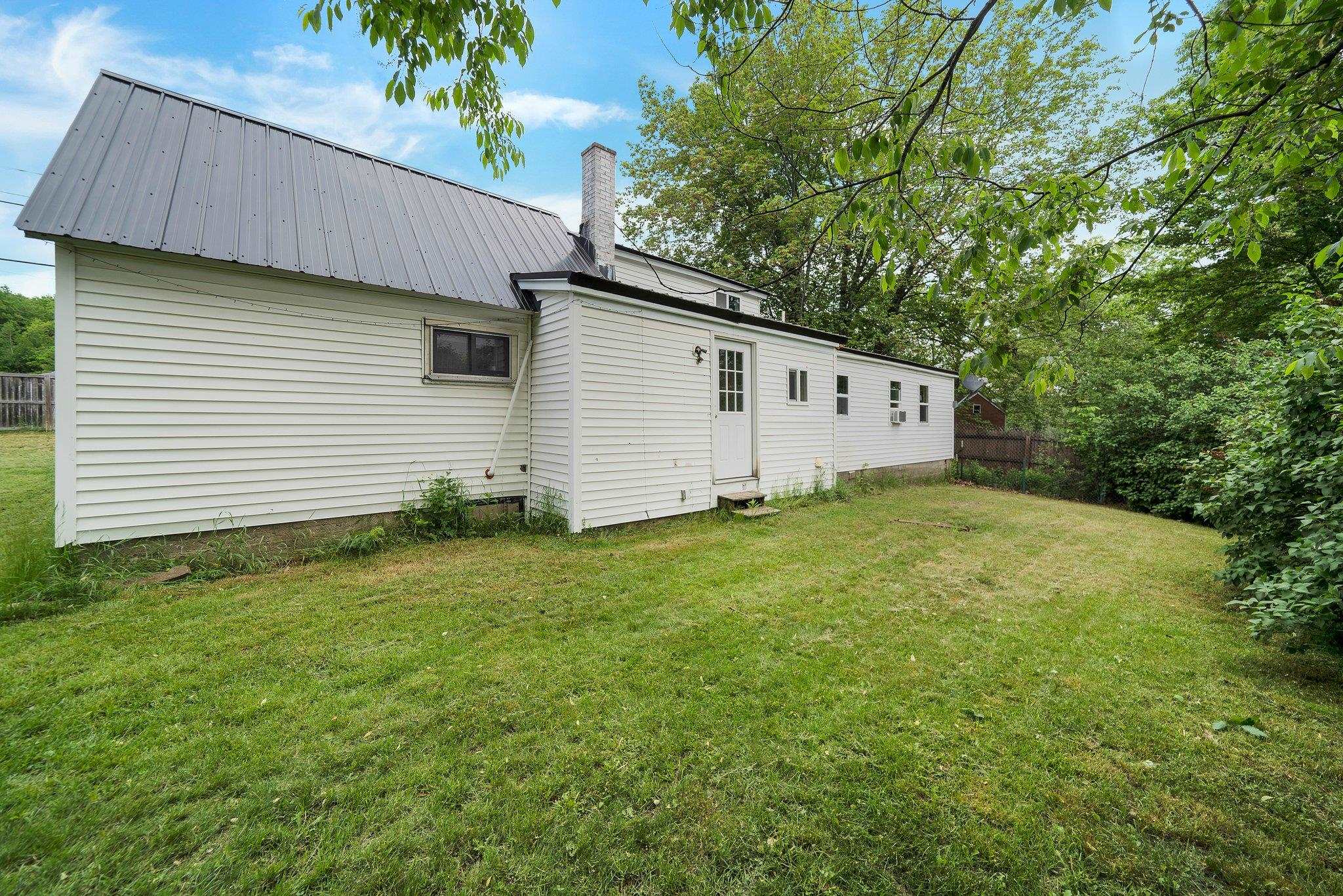 267 Laconia Road Tilton, NH 03276 - Photo 24 of 30