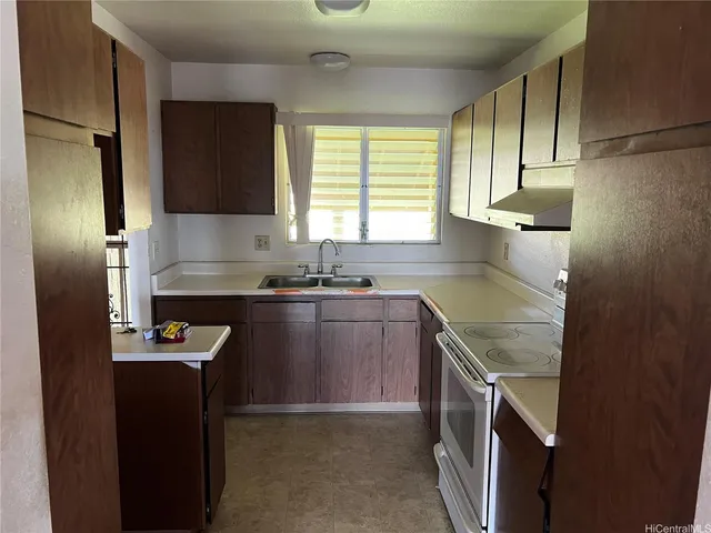 $450,000 | 98-1370 Koaheahe Place, Unit 163, Pearl City, HI 96782