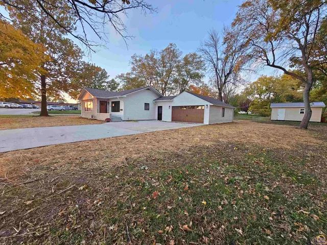 $289,000 | 1522 Harrison Street, Sabetha, KS 66534