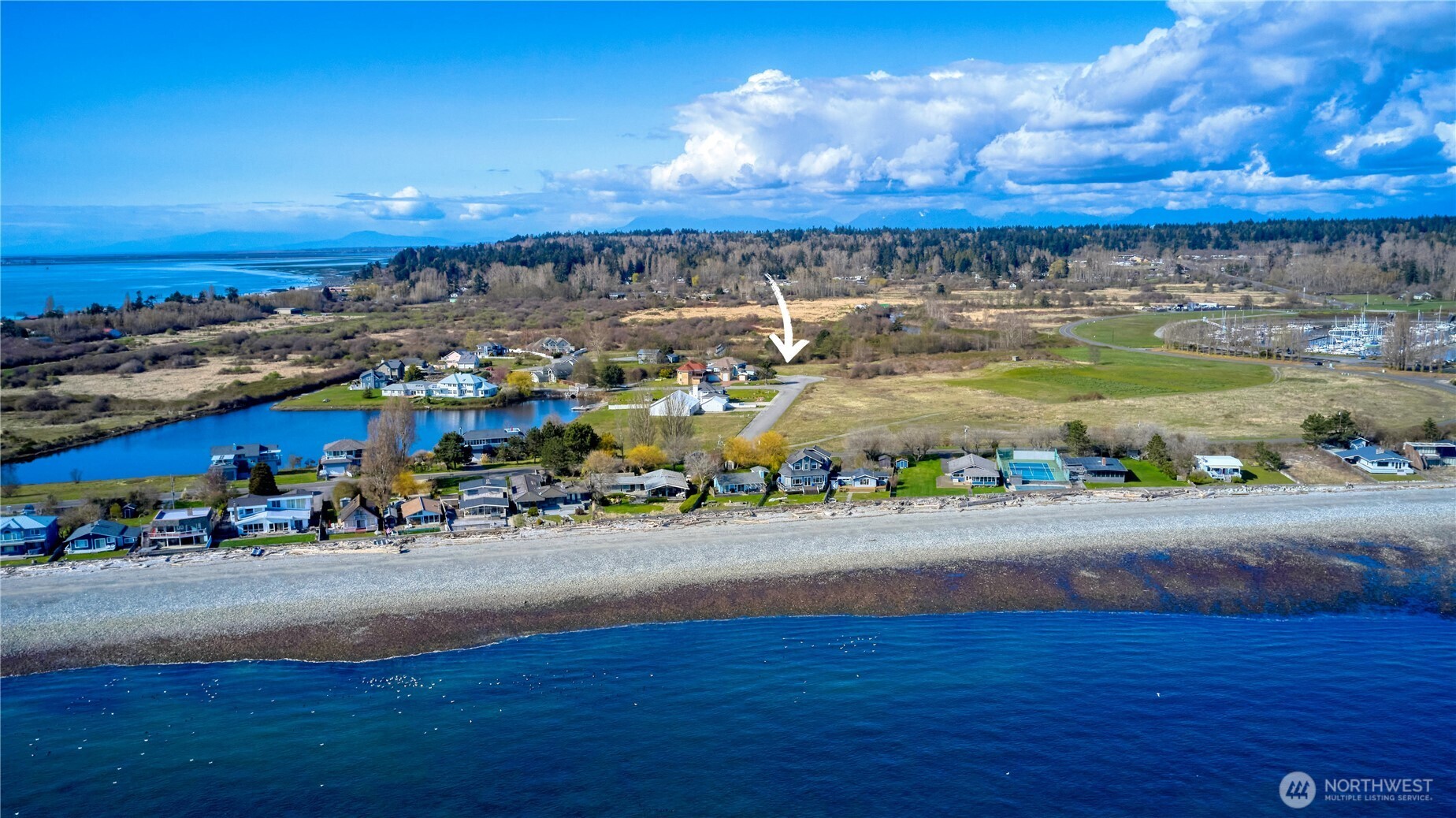 721 Ocean View Court Point Roberts, WA 98281 - Photo 4 of 8 a view of a street