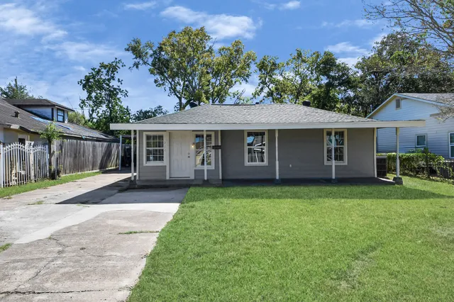 $1,650 | 1222 Bernard Street, Pasadena, TX 77506