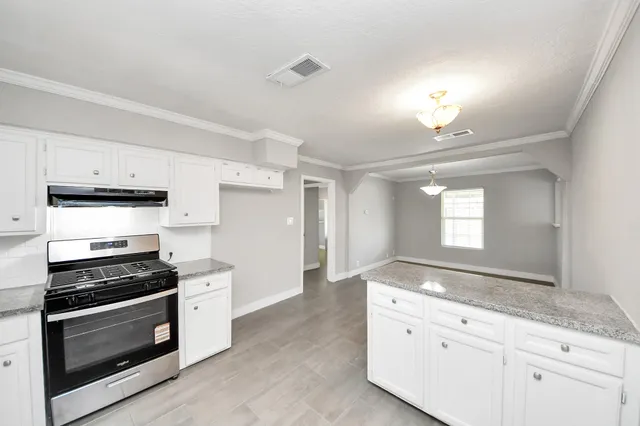 $1,650 | 1222 Bernard Street, Pasadena, TX 77506