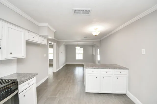 $1,650 | 1222 Bernard Street, Pasadena, TX 77506