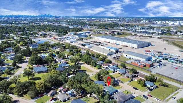 $1,650 | 1222 Bernard Street, Pasadena, TX 77506