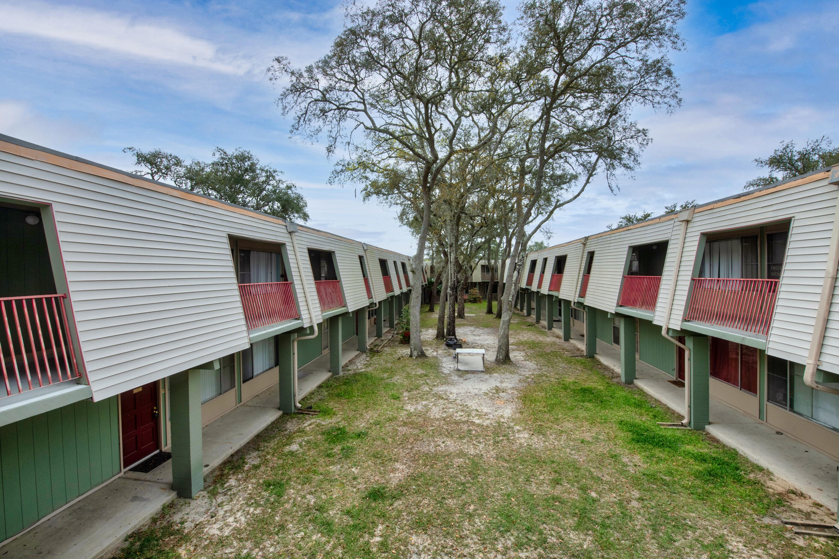 210 Pelham Road, Unit 201B Fort Walton Beach, FL 32547 - Photo 2 of 24 PierOne-18