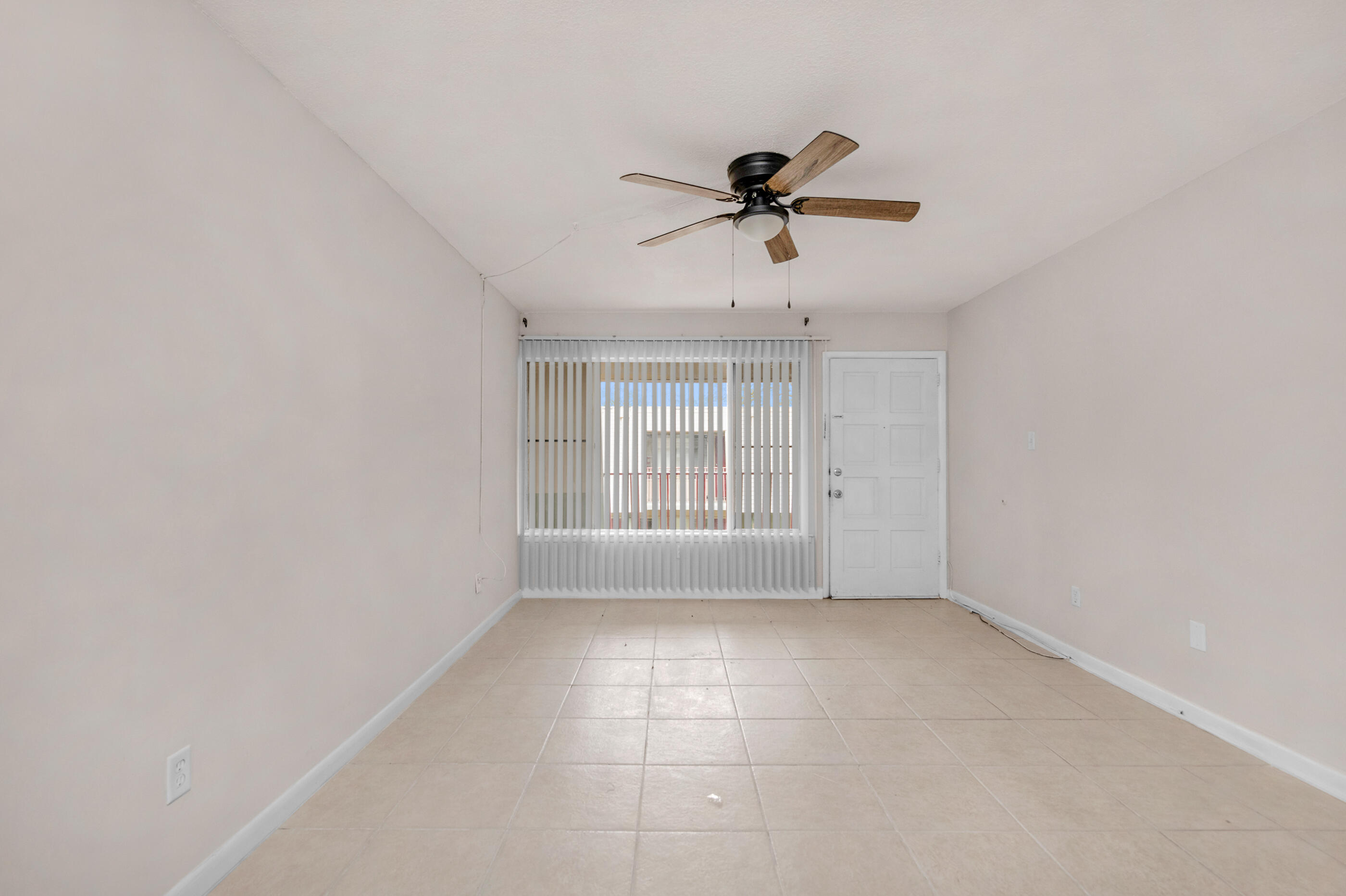 210 Pelham Road, Unit 201B Fort Walton Beach, FL 32547 - Photo 5 of 24 PierOne-1-4