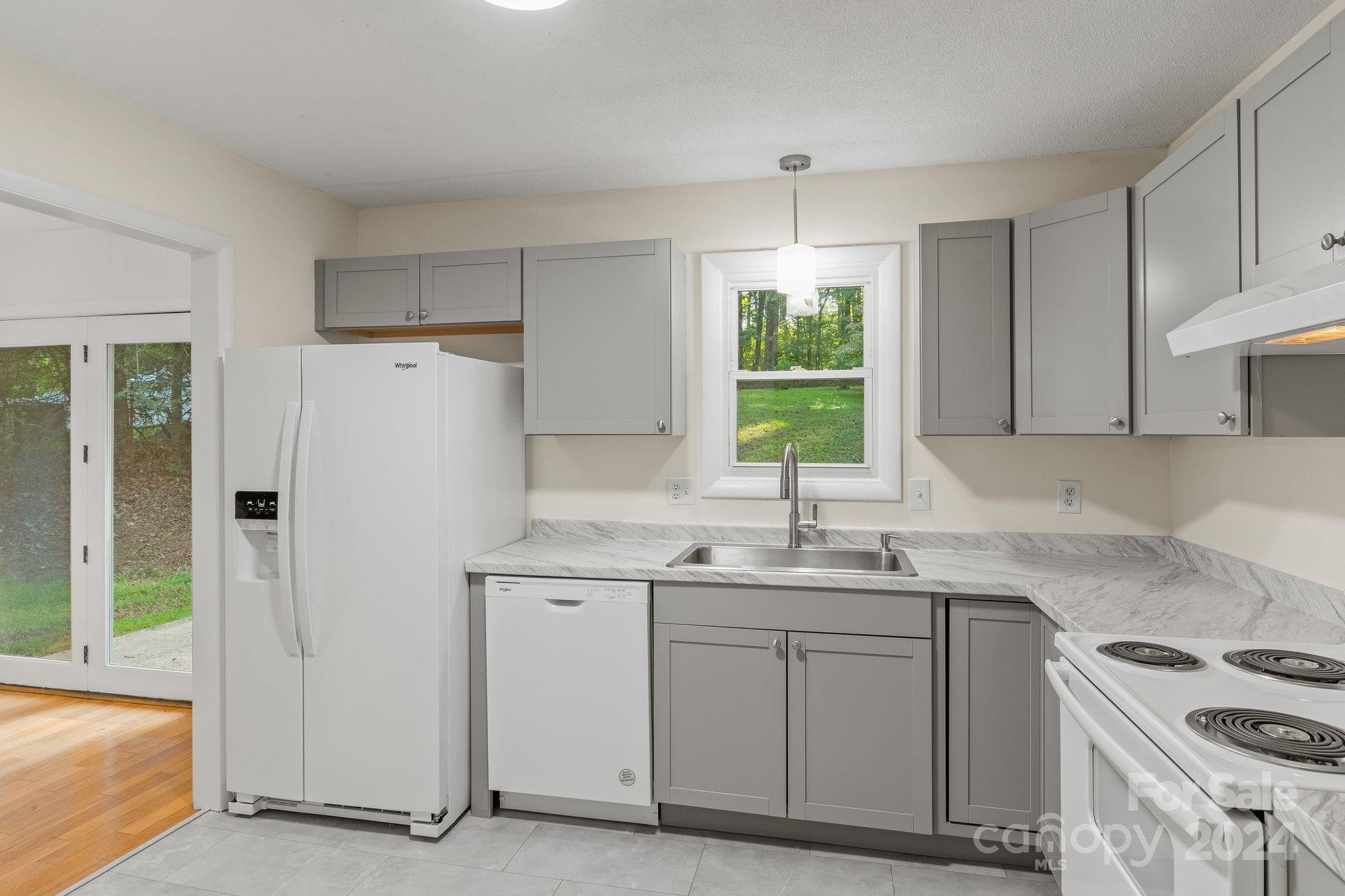 416 Warren Wilson Road Swannanoa, NC 28778 - Photo 10 of 26 Gallery Image 10