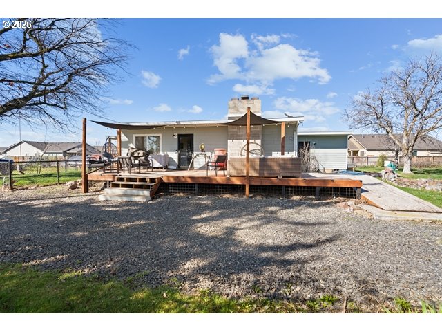 526 East Punkin Center Road Hermiston, OR 97838 - Photo 2 of 48