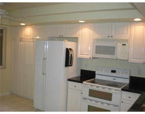340 Northwest 67th Street, Unit 106 Boca Raton, FL 33487 - Photo 4 of 10 Additional Photo
