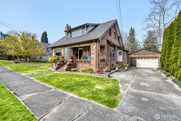 $1,150,000 | 348 Northeast 57th Street, Seattle, WA 98105