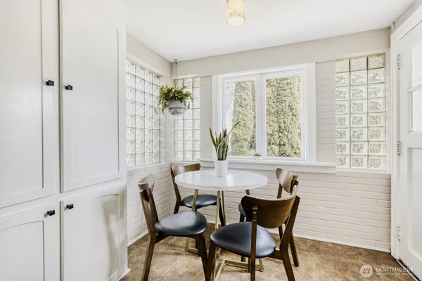 $1,150,000 | 348 Northeast 57th Street, Seattle, WA 98105