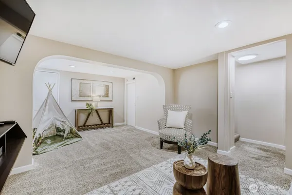 $1,150,000 | 348 Northeast 57th Street, Seattle, WA 98105