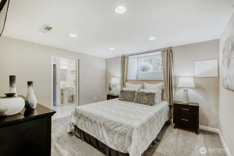 $1,150,000 | 348 Northeast 57th Street, Seattle, WA 98105